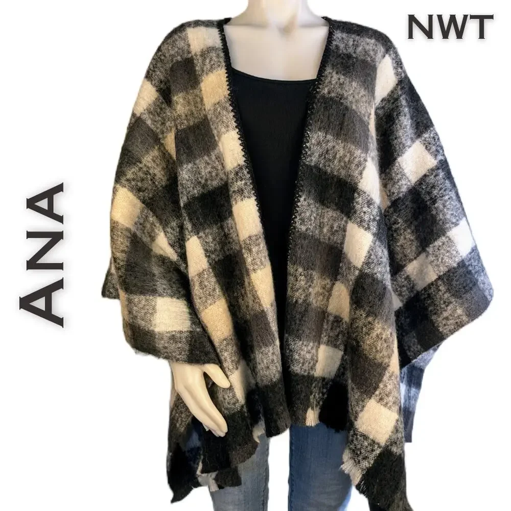 Ana Shawl Cape Wrap OS Black Gray White Buffalo Check Fringed Fuzzy Thick NEW